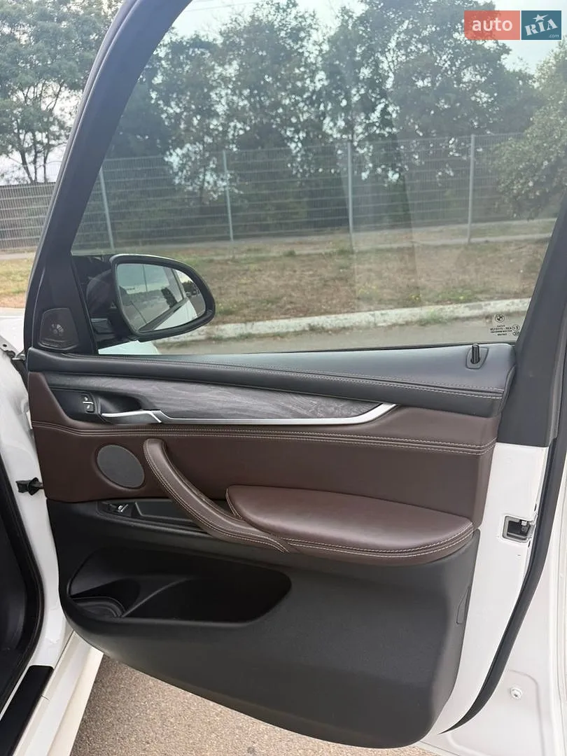 2017 BMW X5 - мініатюра 6