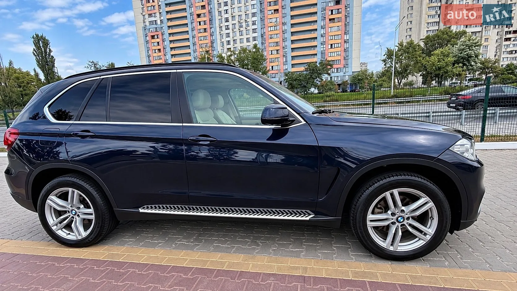 2016 BMW X5 - мініатюра 2