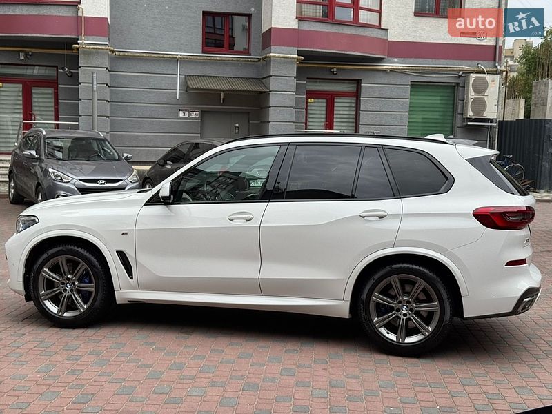Позашляховик / Кросовер BMW X5 2019 в Івано-Франківську