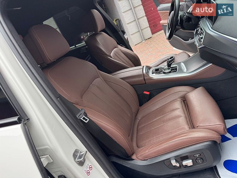 Позашляховик / Кросовер BMW X5 2019 в Івано-Франківську
