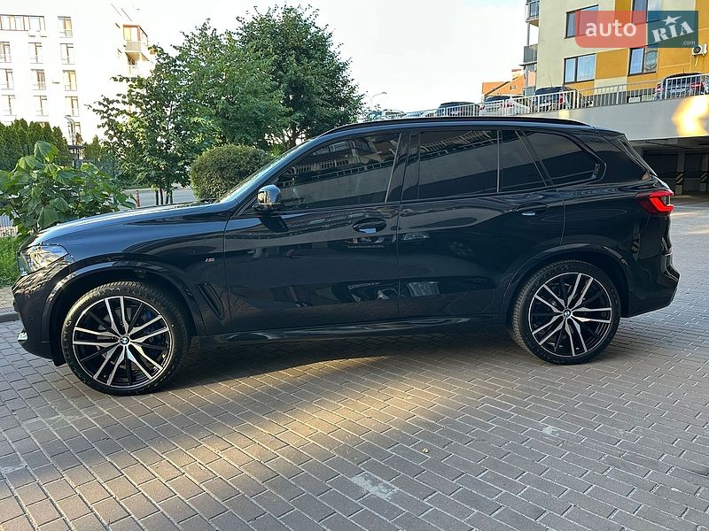 Позашляховик / Кросовер BMW X5 2022 в Києві