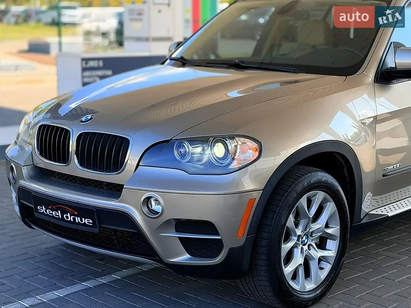 BMW X5 2011