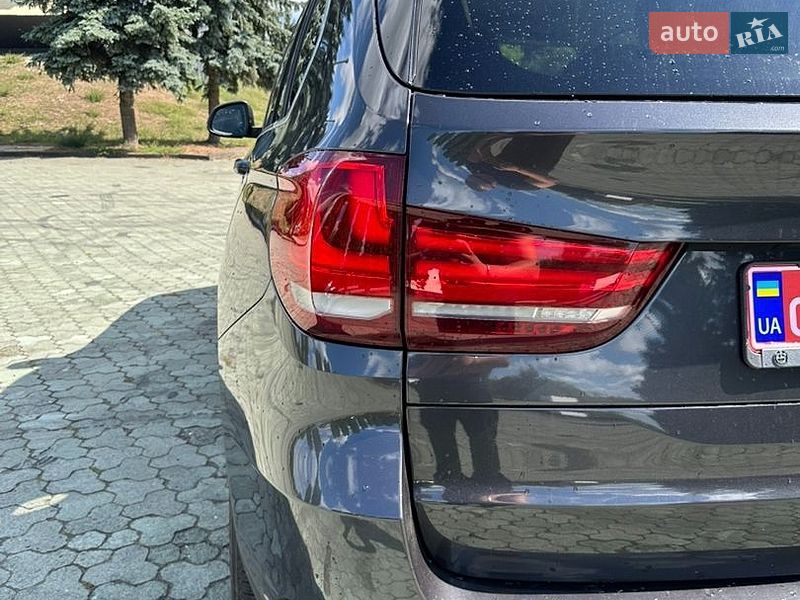 Внедорожник / Кроссовер BMW X5 2015 в Дубно
