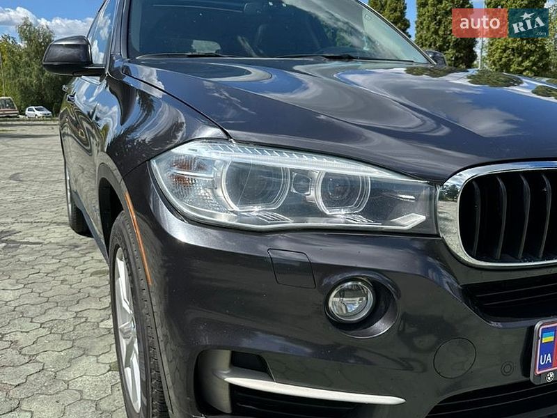 Внедорожник / Кроссовер BMW X5 2015 в Дубно