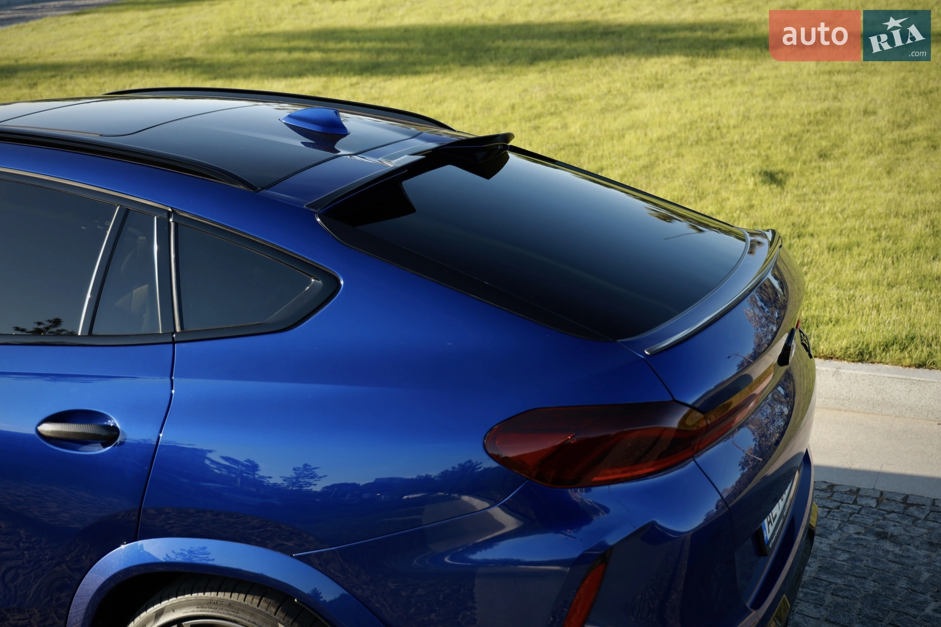 2022 BMW X6 M - мініатюра 4
