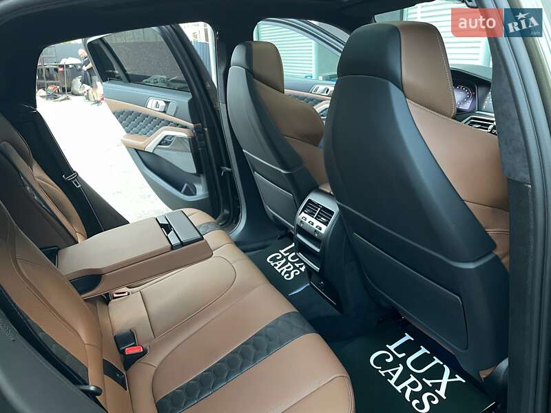 Внедорожник / Кроссовер BMW X6 M 2022 в Киеве