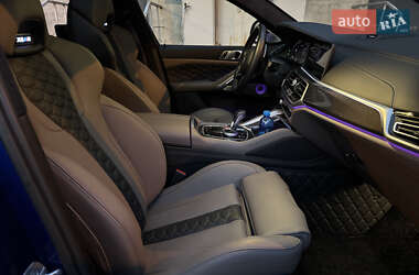 Позашляховик / Кросовер BMW X6 M 2022 в 