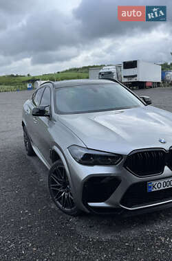 Позашляховик / Кросовер BMW X6 M 2022 в 