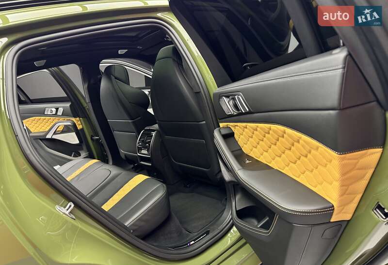 Внедорожник / Кроссовер BMW X6 M 2021 в Киеве