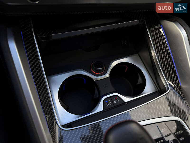 Внедорожник / Кроссовер BMW X6 M 2022 в Киеве фото 25 Внедорожник / Кроссовер BMW X6 M 2022 в Киеве
