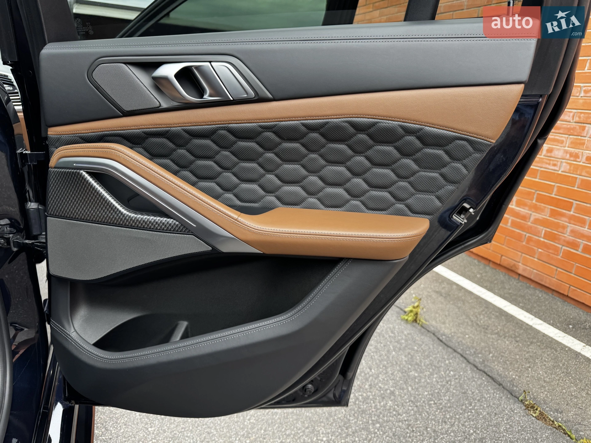 2021 BMW X6 M - мініатюра 62
