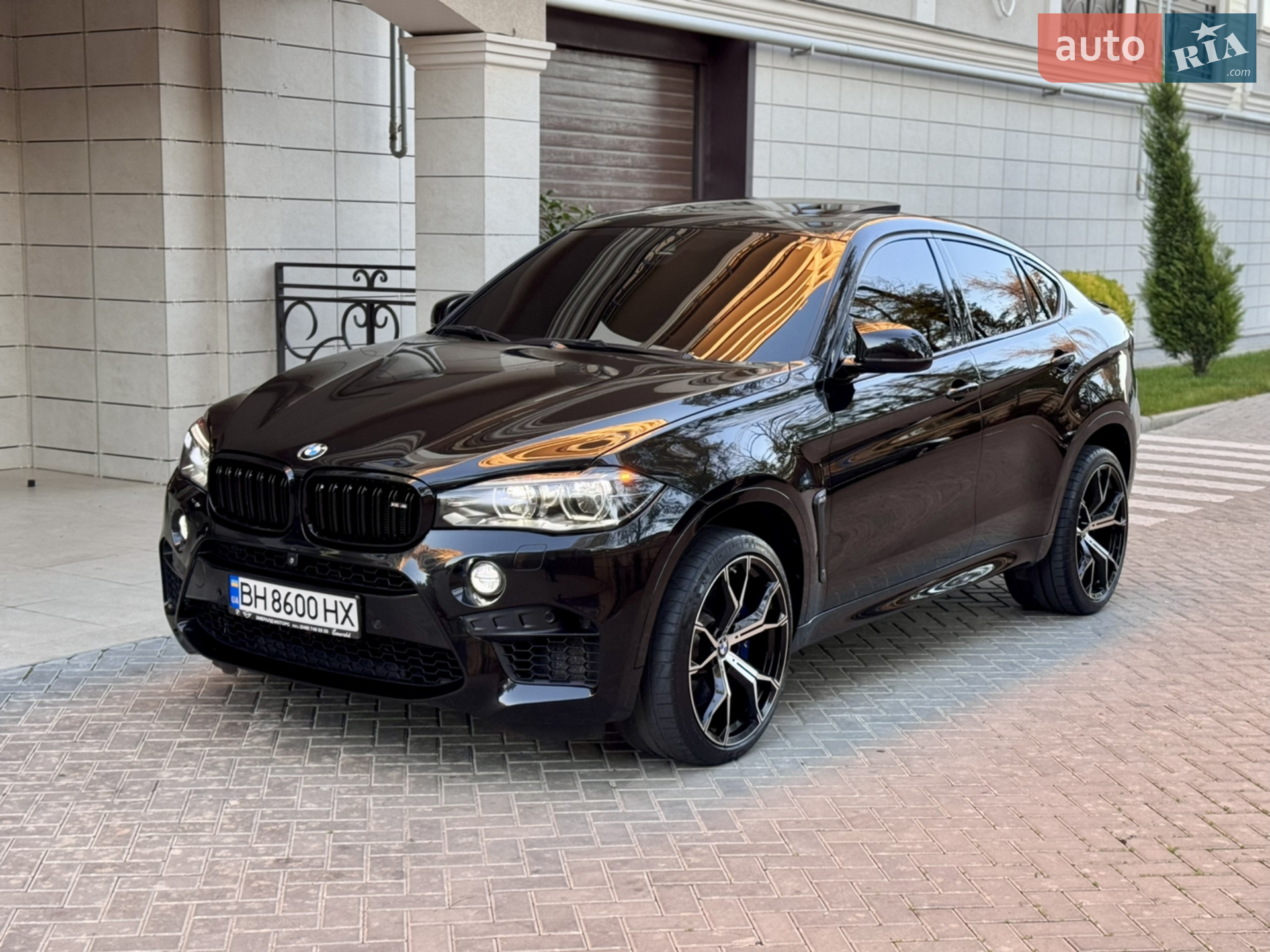 2015 BMW X6 M - мініатюра 12