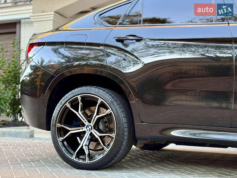 Внедорожник / Кроссовер BMW X6 M 2015 в Одессе