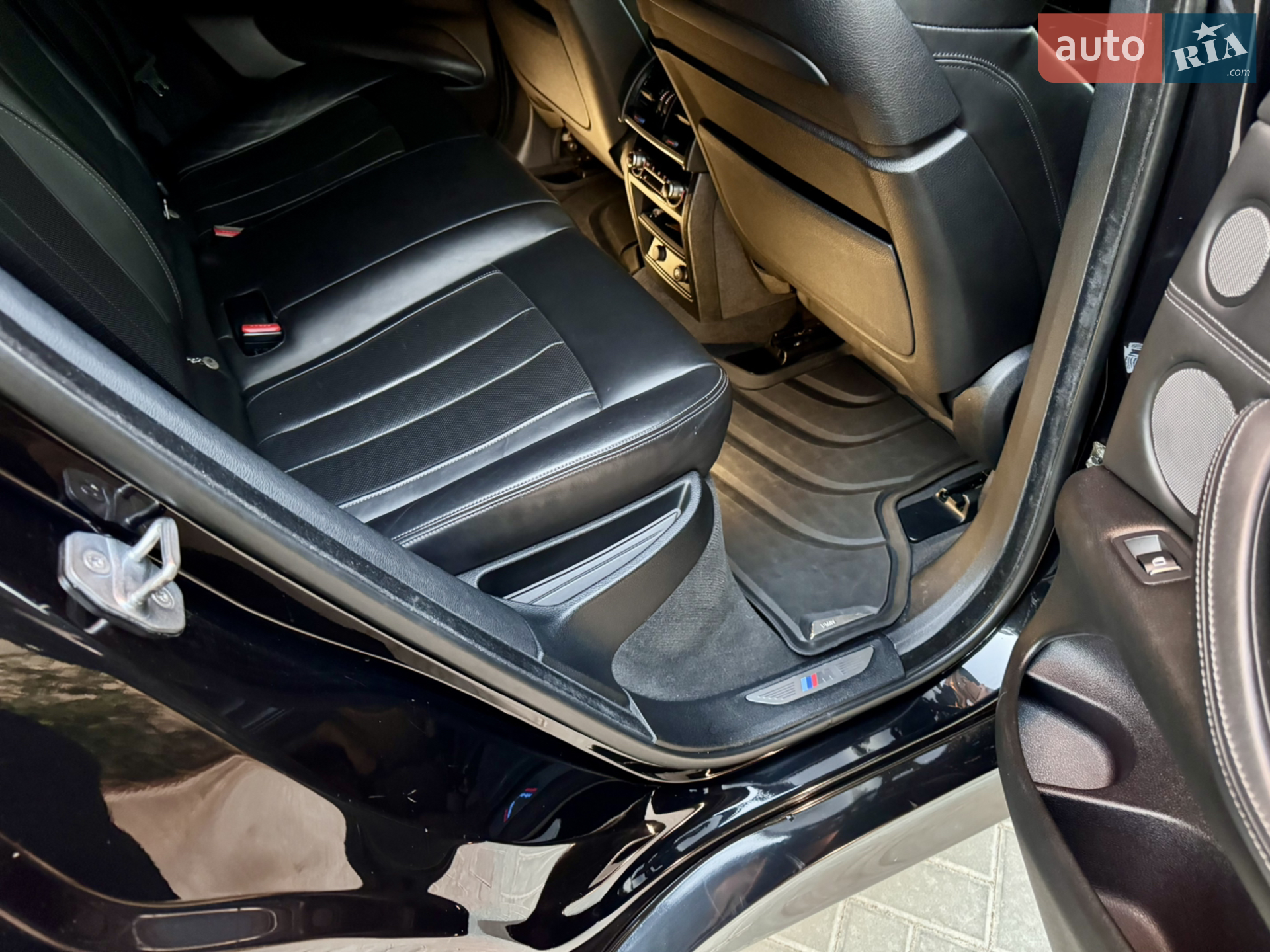 2015 BMW X6 M - мініатюра 82