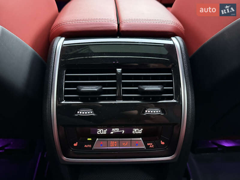 Внедорожник / Кроссовер BMW X6 M 2022 в Киеве