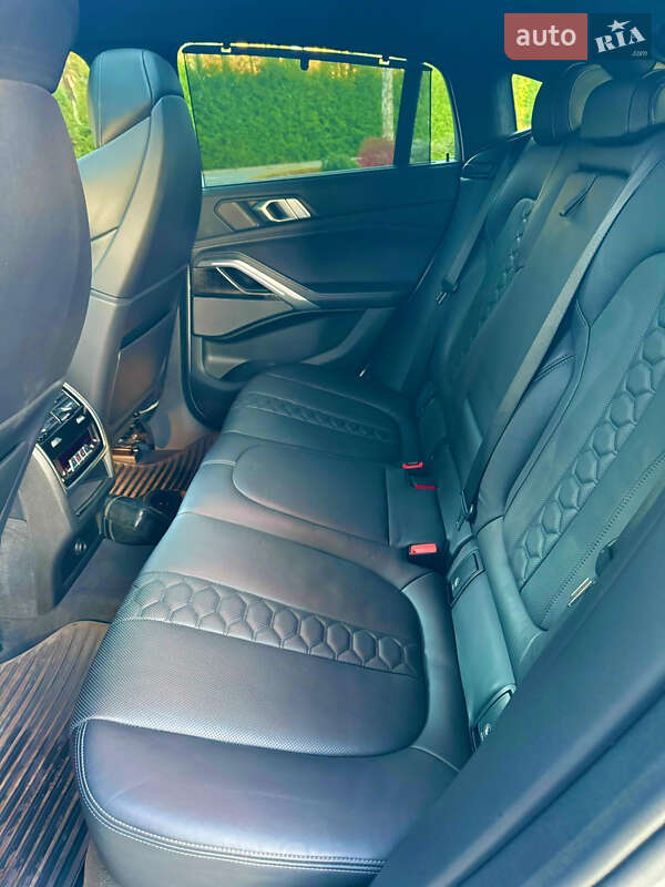 Позашляховик / Кросовер BMW X6 M 2020 в Києві фото 15 Позашляховик / Кросовер BMW X6 M 2020 в Києві