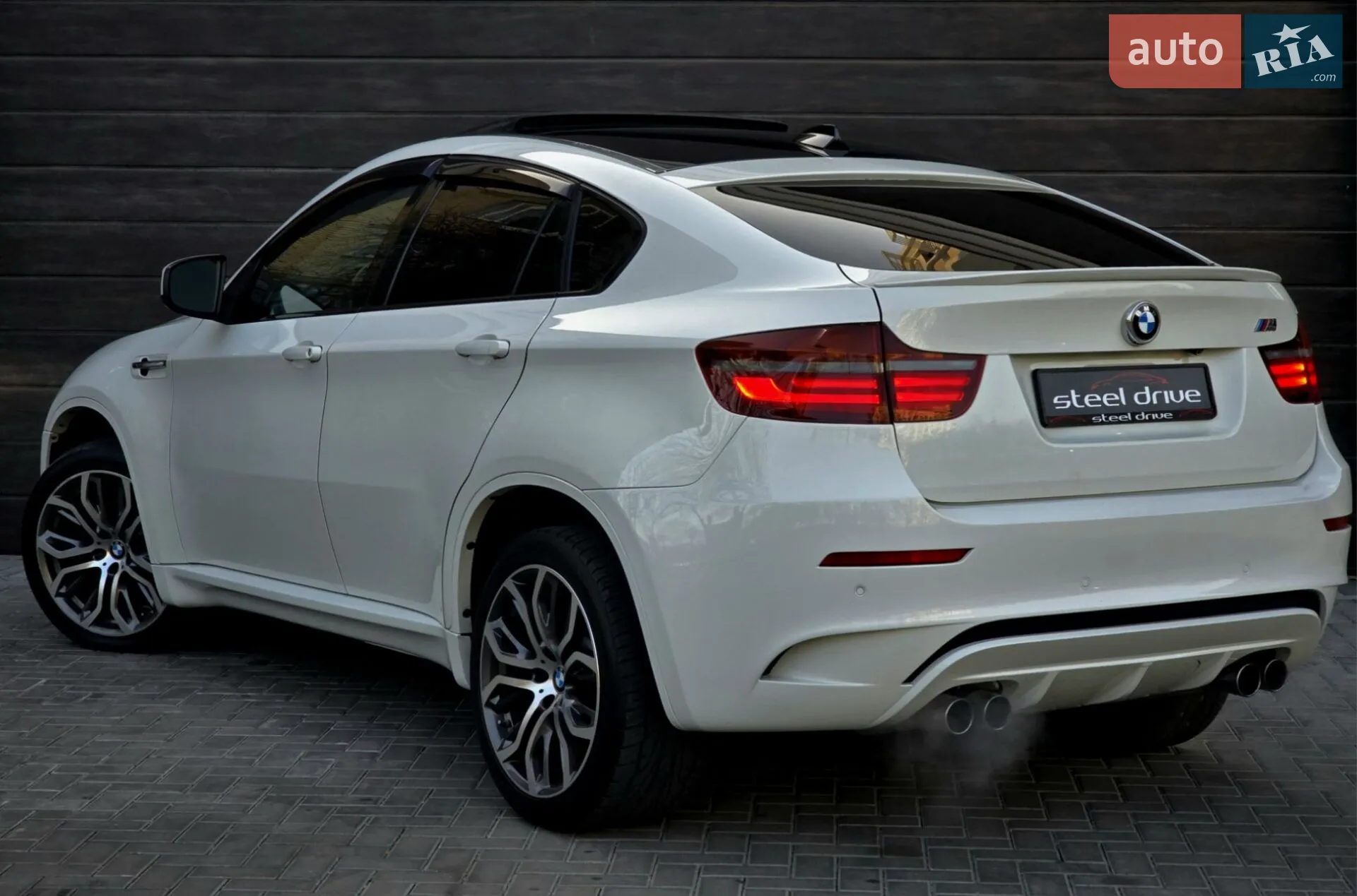 2010 BMW X6 M - мініатюра 5