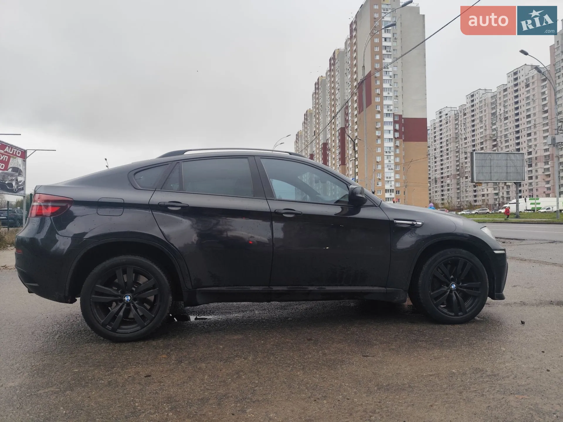 2010 BMW X6 M - мініатюра 4