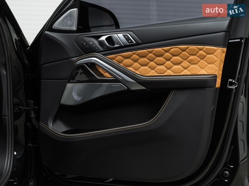 Внедорожник / Кроссовер BMW X6 M 2020 в Мукачево