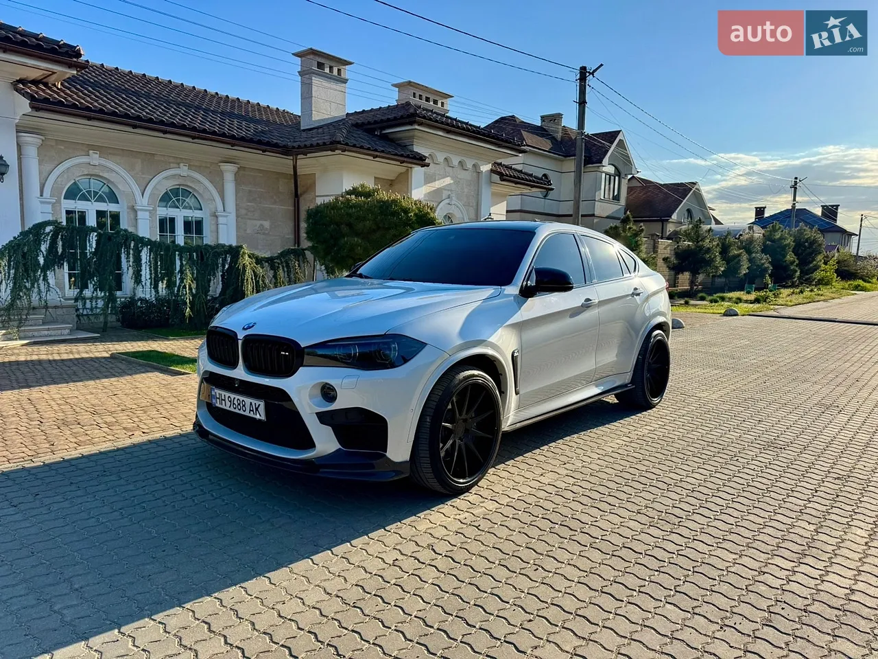 2017 BMW X6 M - мініатюра 28