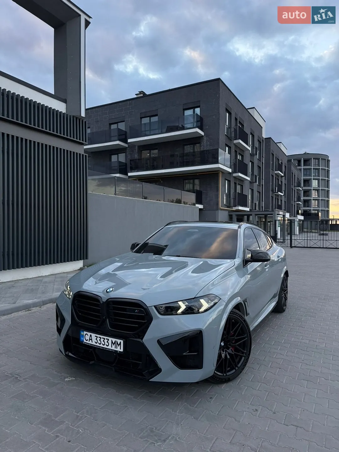 2023 BMW X6 M - мініатюра 2
