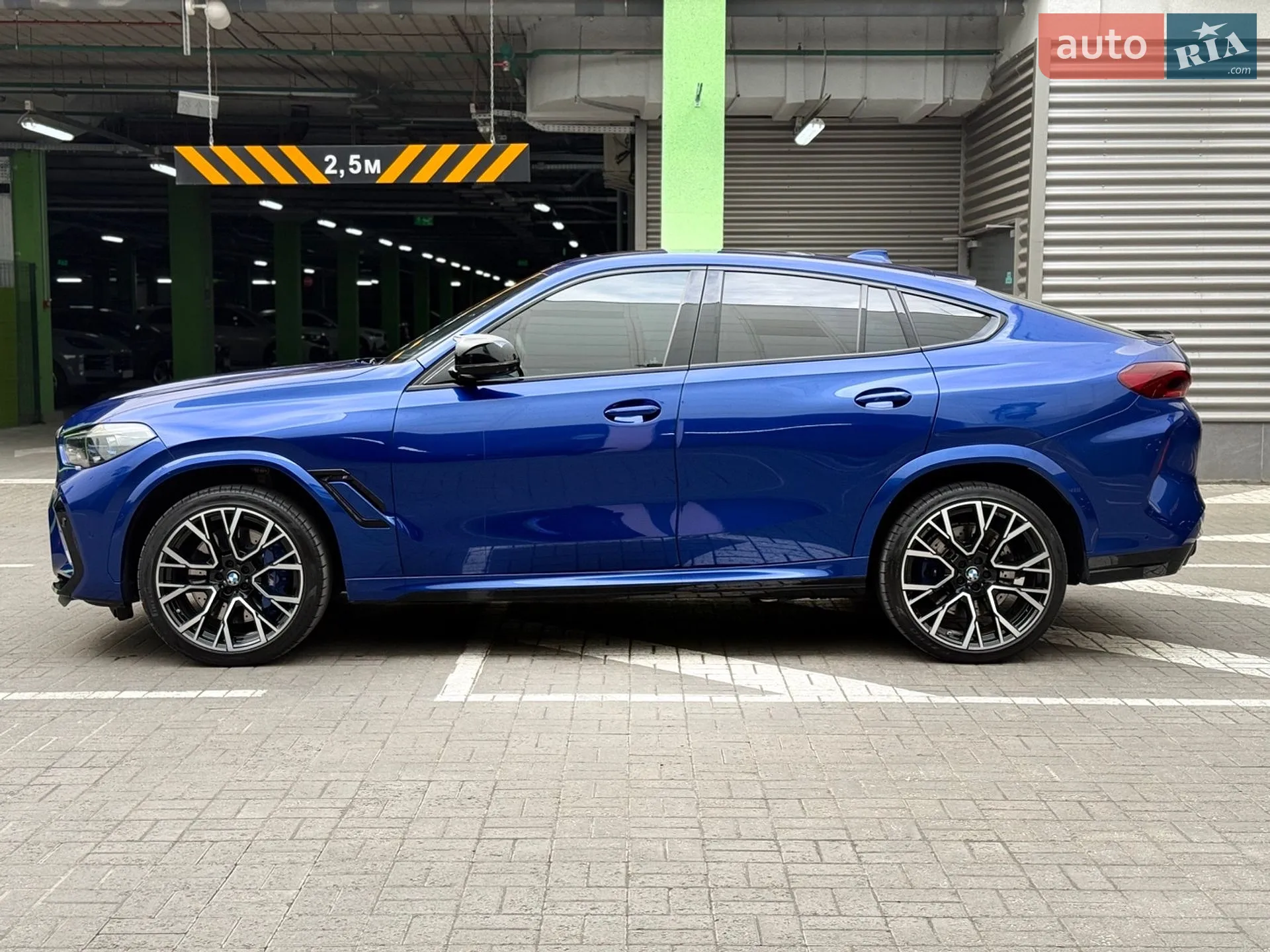 2022 BMW X6 M - мініатюра 9