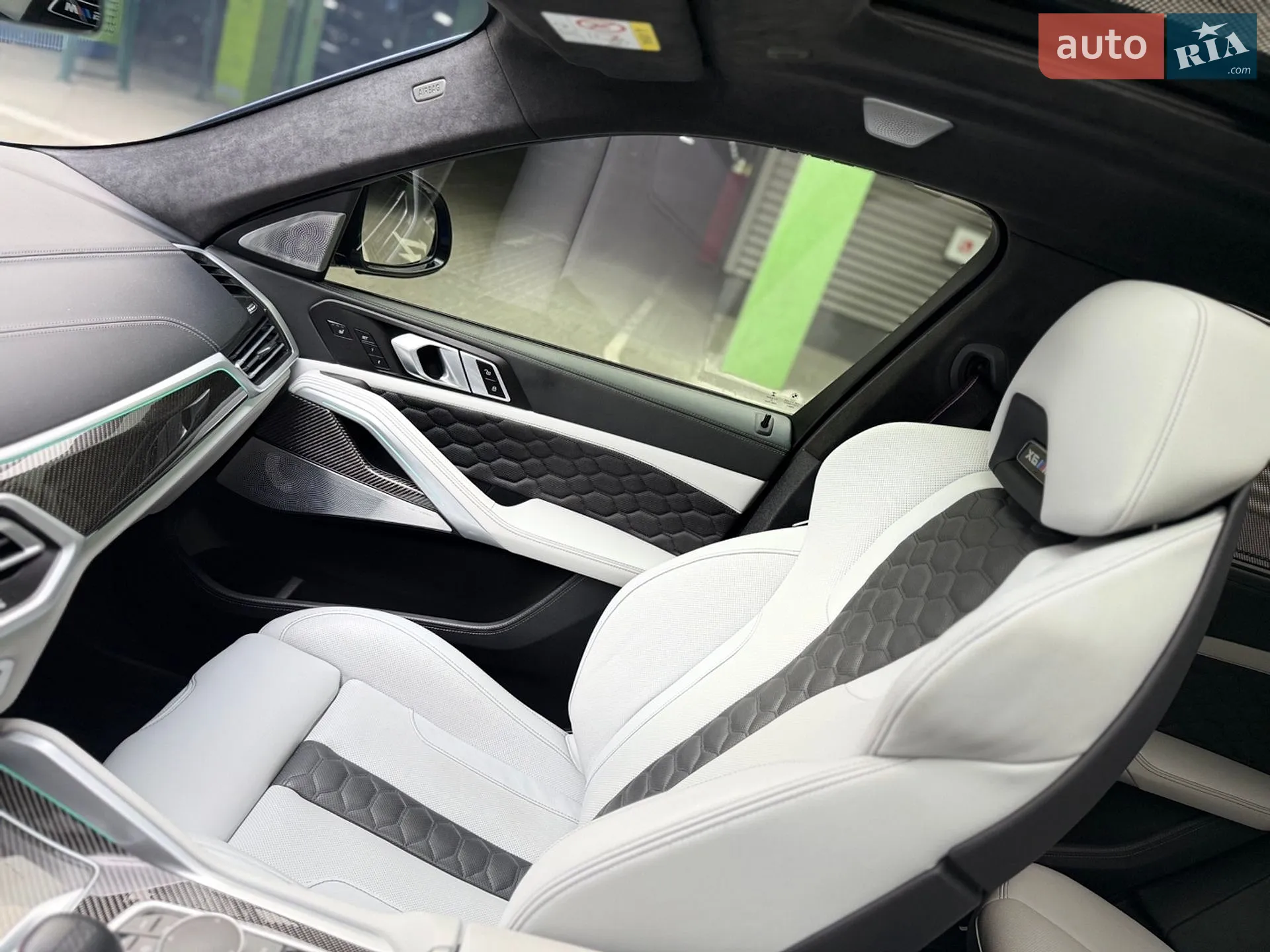 2022 BMW X6 M - мініатюра 28