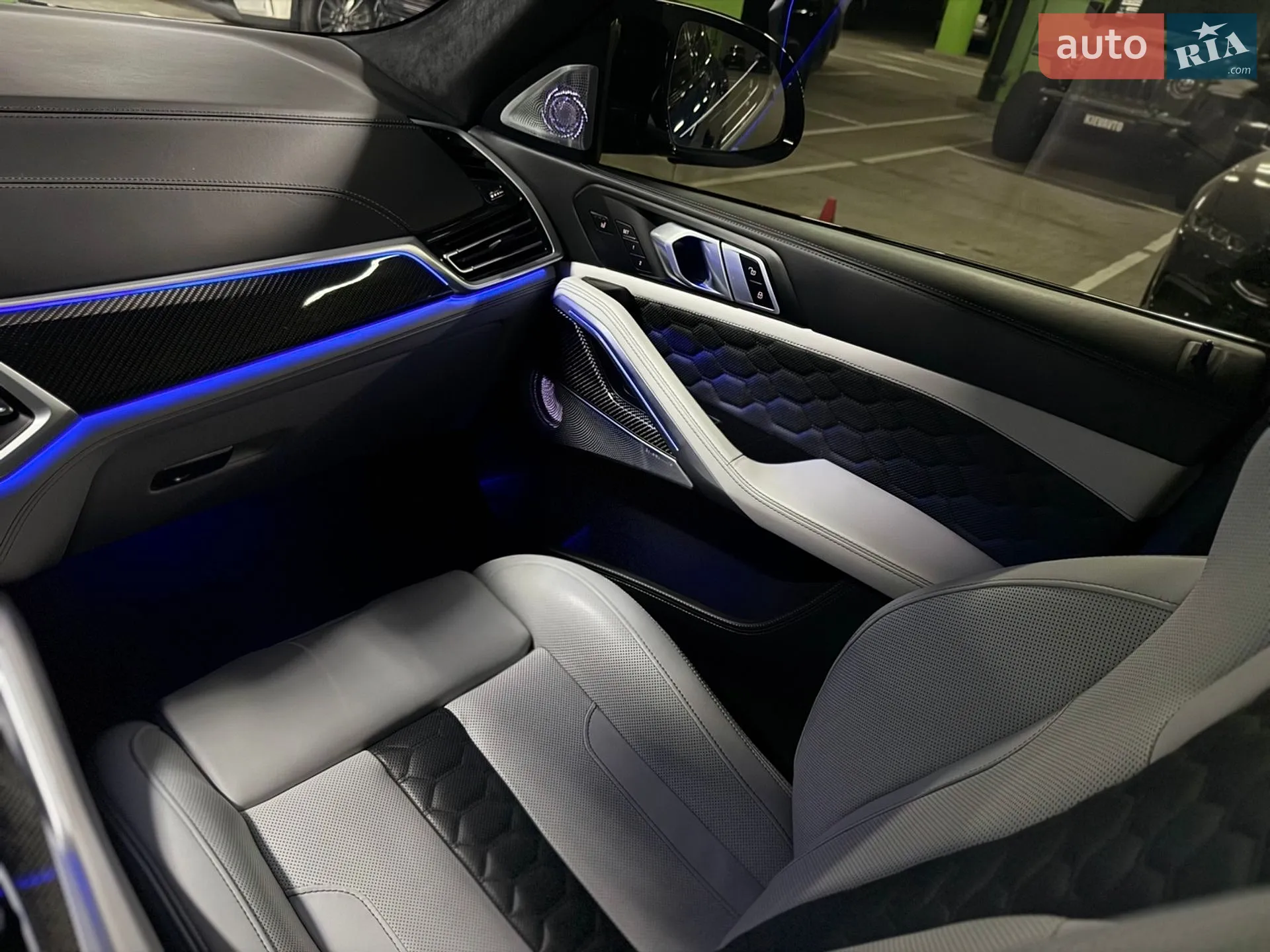 2022 BMW X6 M - мініатюра 38