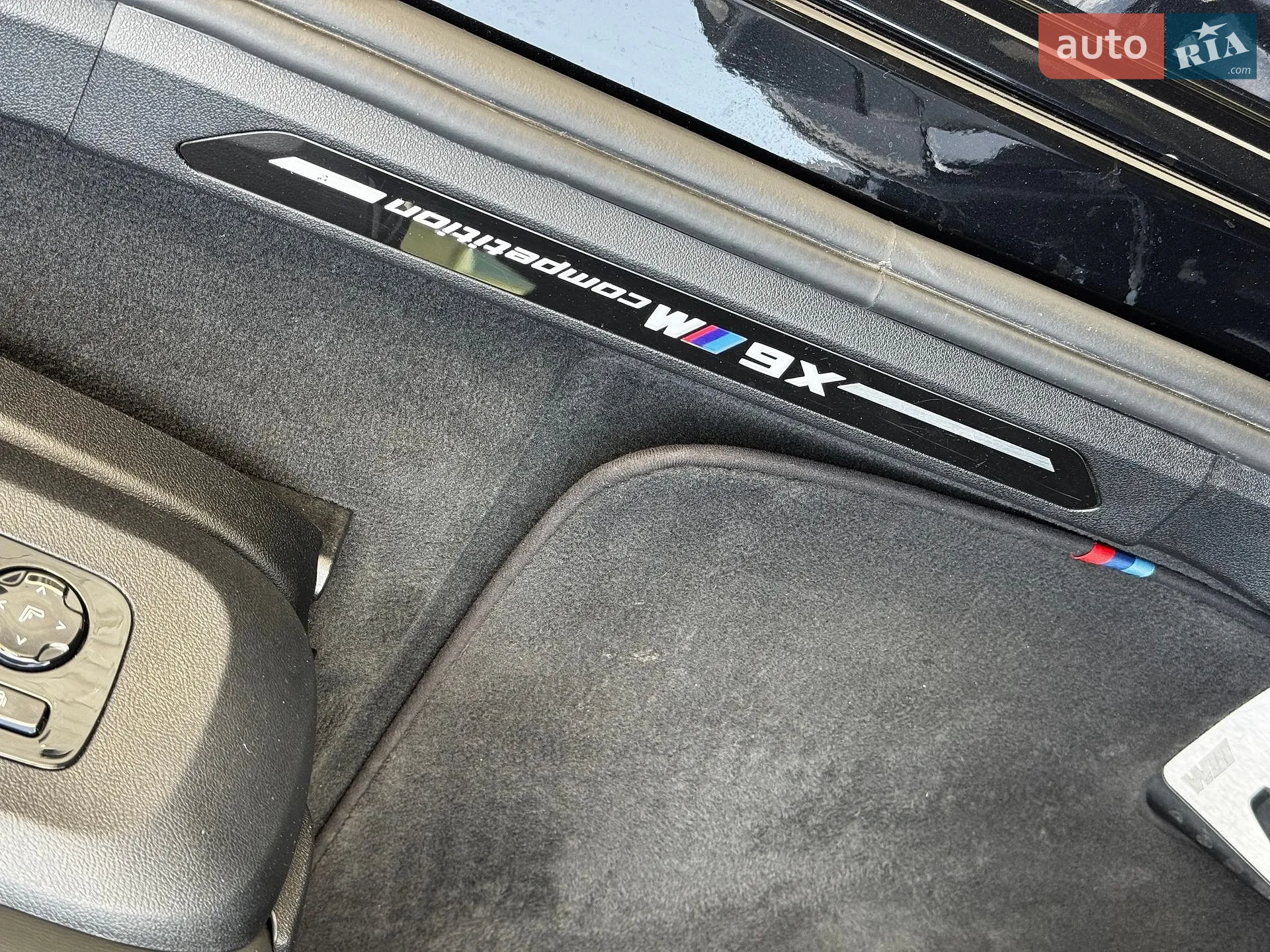 2020 BMW X6 M - мініатюра 31