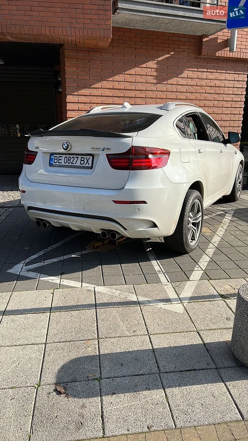 2011 BMW X6 M - мініатюра 3