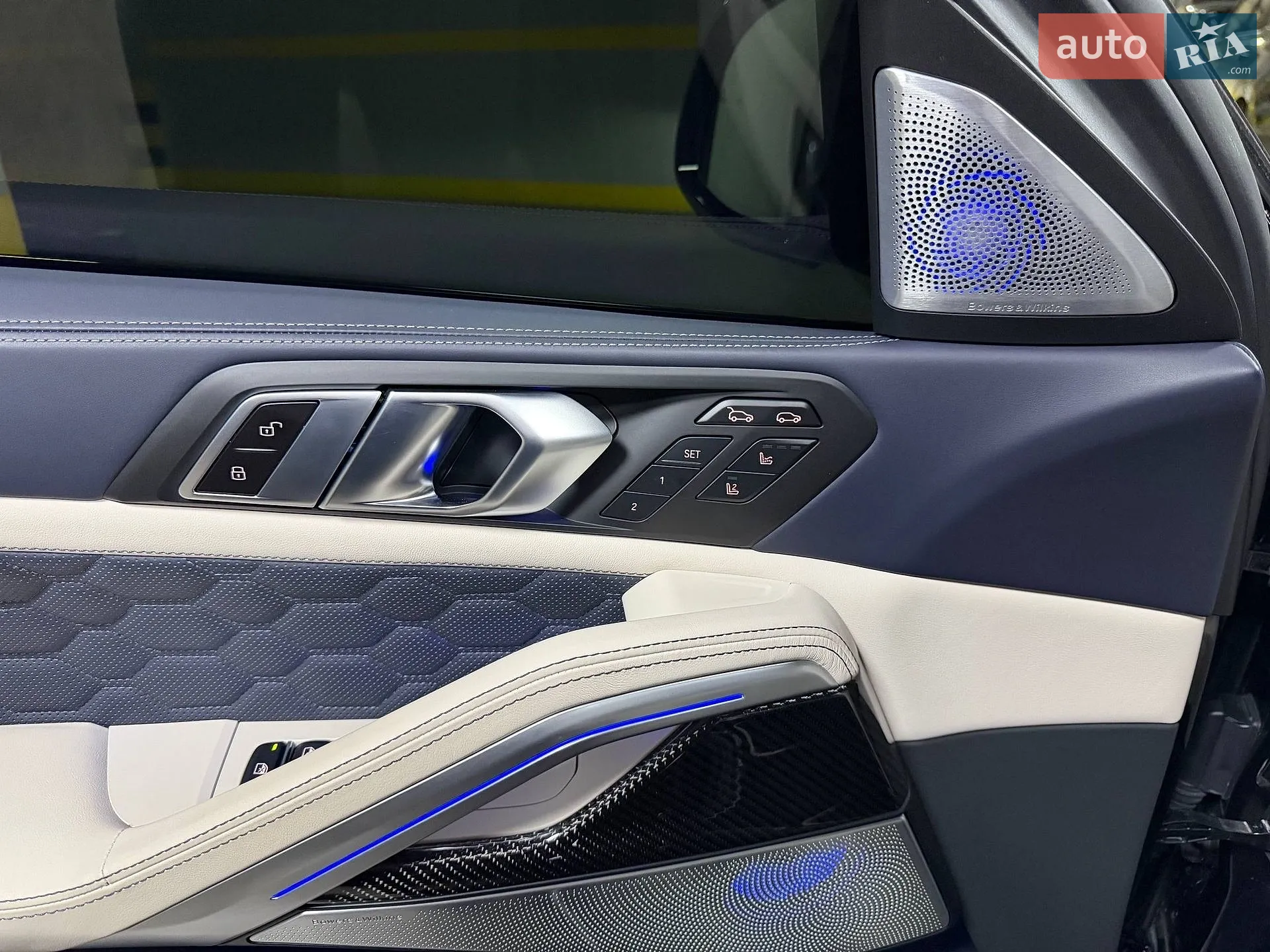 2022 BMW X6 M - мініатюра 44