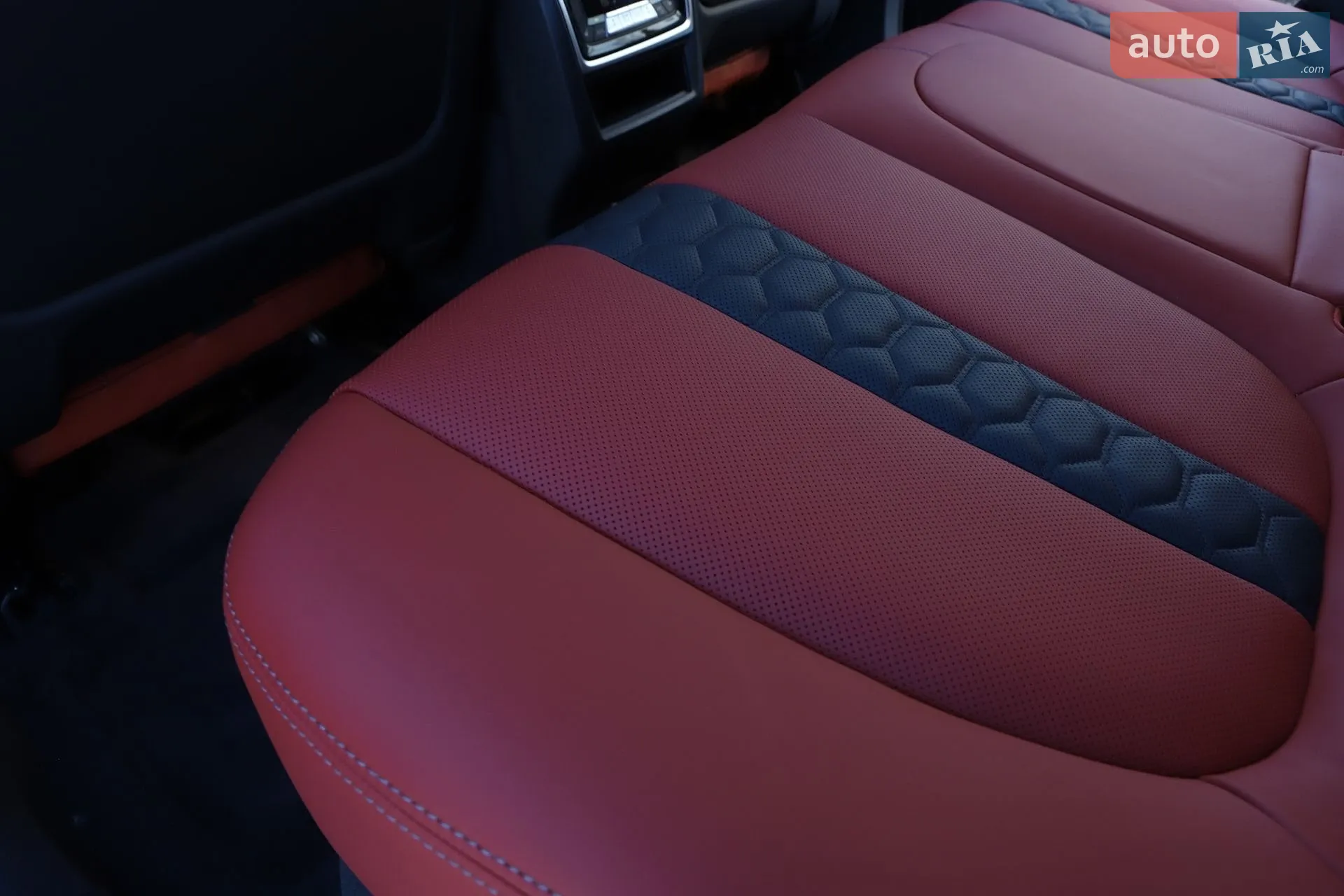 2024 BMW X6 M - мініатюра 121