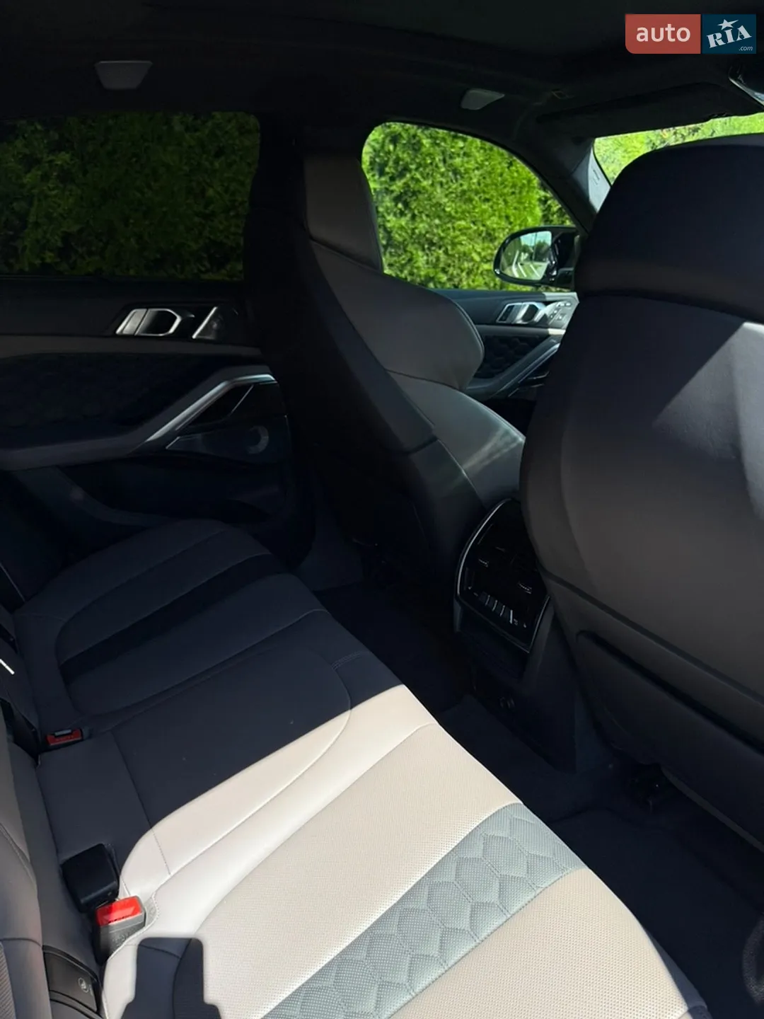 2022 BMW X6 M - мініатюра 25
