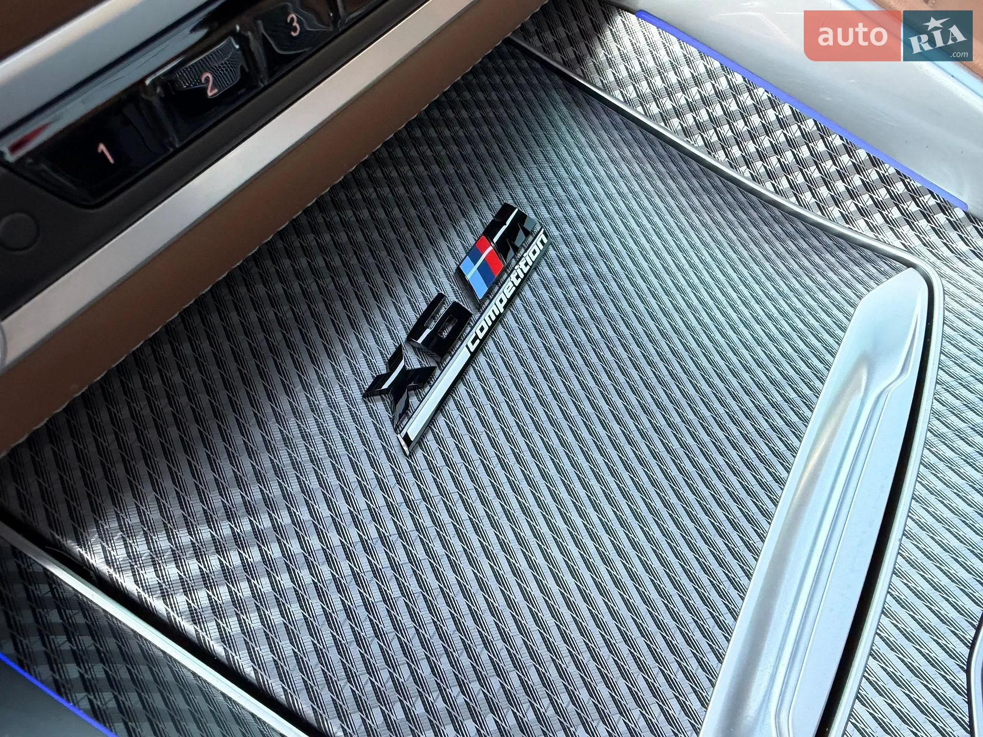 2021 BMW X6 M - мініатюра 61