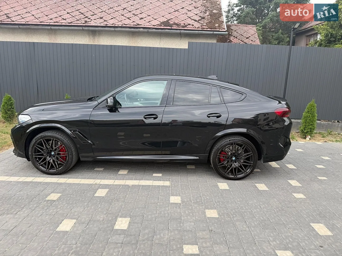 2022 BMW X6 M - мініатюра 2