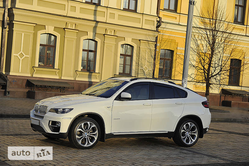 Внедорожник / Кроссовер BMW X6 2010 в Киеве