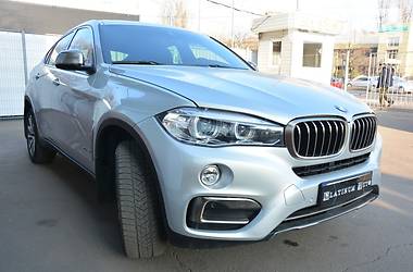 Позашляховик / Кросовер BMW X6 2017 в 