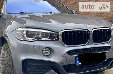 Позашляховик / Кросовер BMW X6 2016 в 