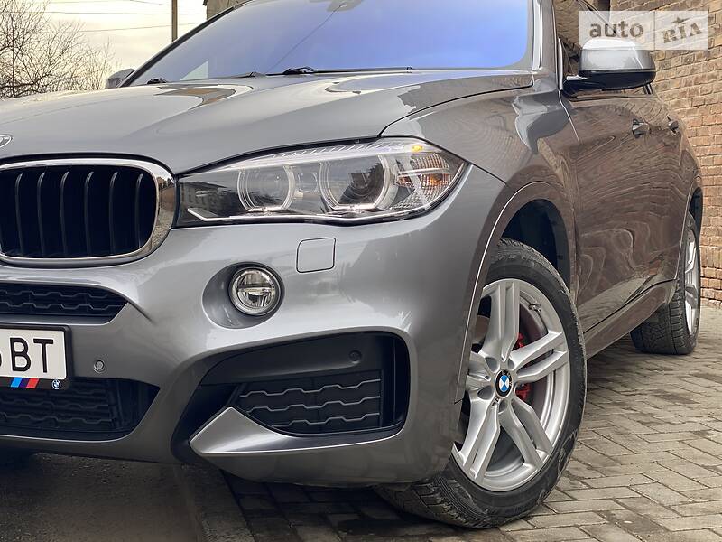 Позашляховик / Кросовер BMW X6 2016 в Чернівцях
