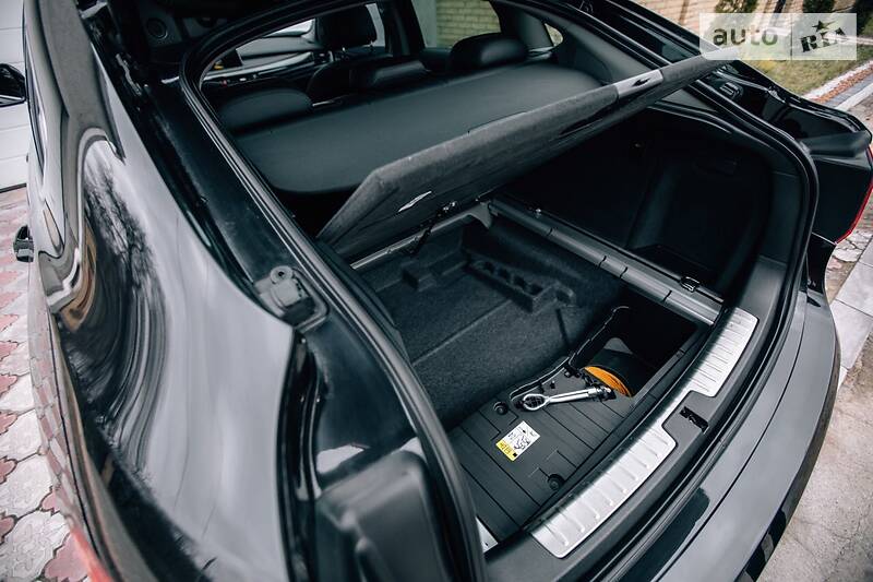 Позашляховик / Кросовер BMW X6 2016 в Києві