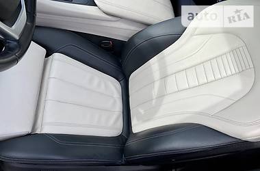 Позашляховик / Кросовер BMW X6 2014 в 