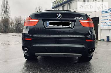Позашляховик / Кросовер BMW X6 2009 в 