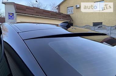 Позашляховик / Кросовер BMW X6 2011 в 