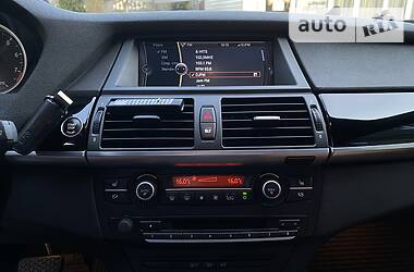 Позашляховик / Кросовер BMW X6 2011 в 