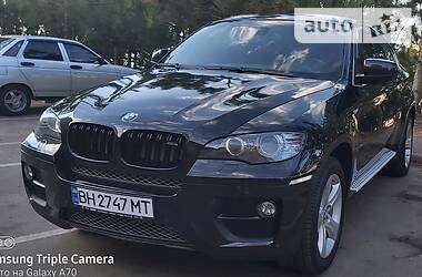 Позашляховик / Кросовер BMW X6 2011 в 