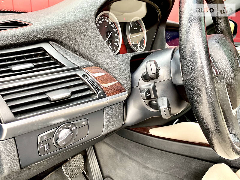 Позашляховик / Кросовер BMW X6 2010 в Києві