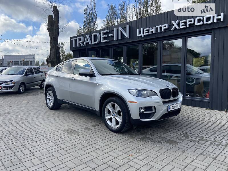 Внедорожник / Кроссовер BMW X6 2012 в Херсоне