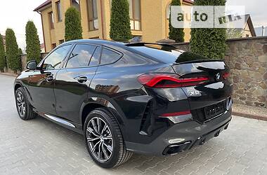 Позашляховик / Кросовер BMW X6 2021 в 