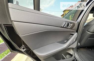 Позашляховик / Кросовер BMW X6 2021 в 