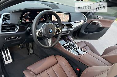Позашляховик / Кросовер BMW X6 2021 в 